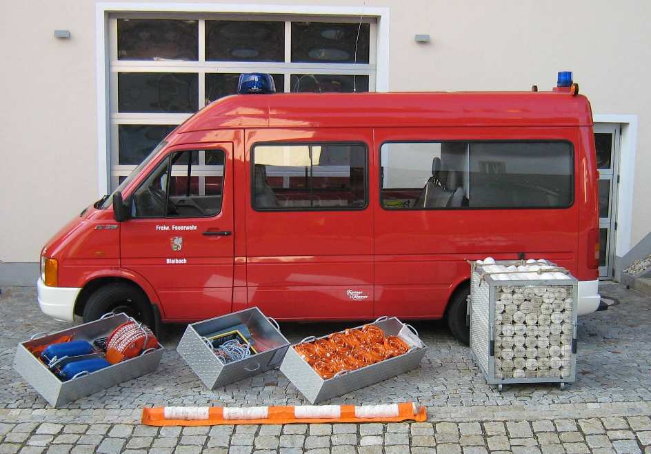 MZF-Oelwehr.jpg